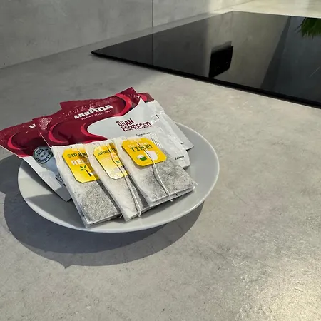 Marea Gold-blisko Morza *